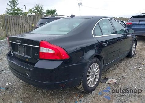 2007 Volvo S80 3.2 from USA, damaged, VIN YV1AS982771021970